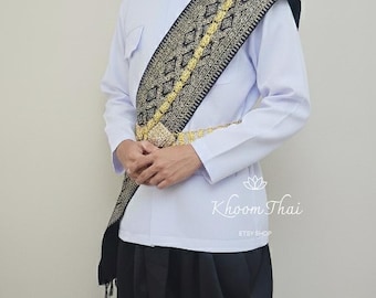 Thai Royal Raj Style Men's Outfit: Wedding Clothes with Intricate Sash