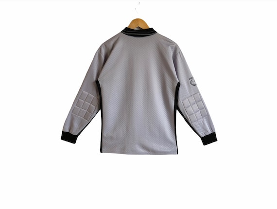 lotto goalkeeper jersey