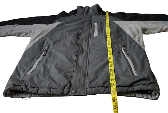 Columbia Sportswear Company Outdoor Jacket