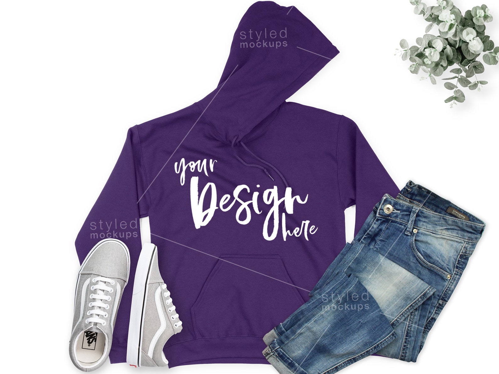 purple gildan sweatshirt