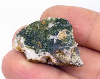 TOP Libethenite dalla collezione di minerali del Portogallo / UN MINERALE