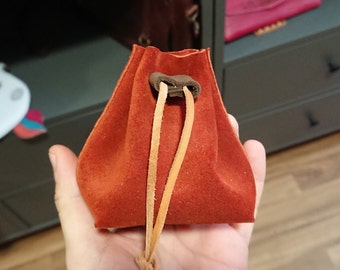 Leather coin pouch, medieval coin pouch, suede coin pouch, custom vintage pouch, larp accessory, currency container, leather gift