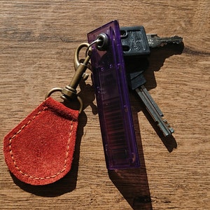 Natural suede customizable keychain with carabiner, carabiner keychain, rectangular keychain, unisex keychain gift