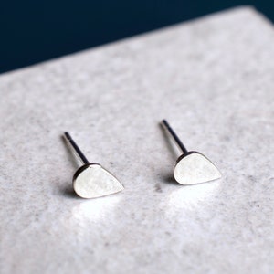 Handmade Silver Teardrop Stud Earrings, Teardrop Earrings, Minimalist Cute Raindrop Studs, Sterling Silver Teardrop Earrings, Gift for Her image 3