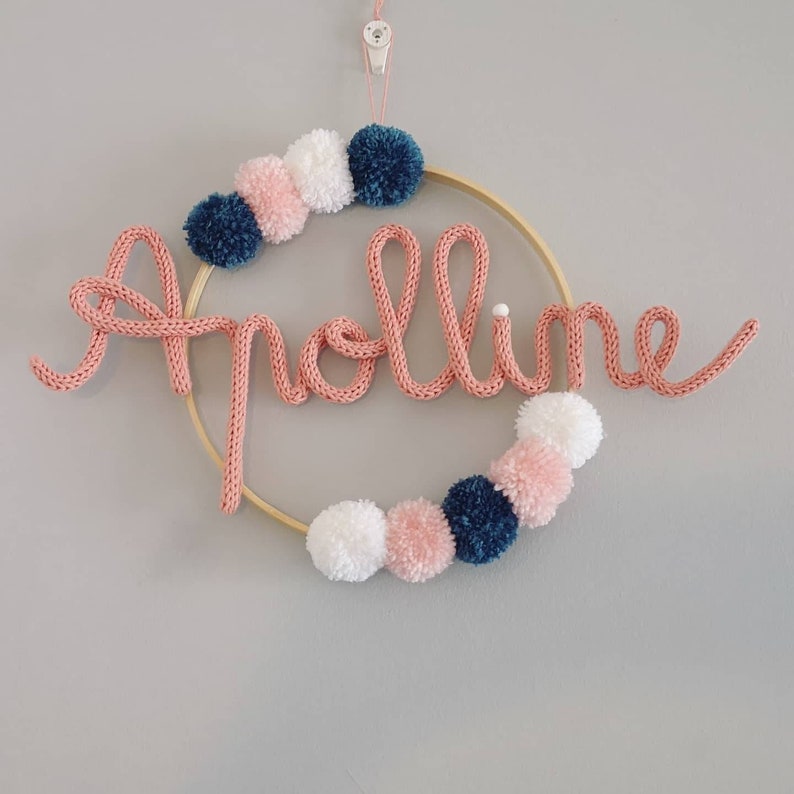 Personalized pompom crowns Apolline