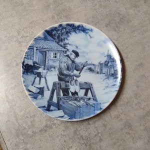 1984 Ter Steege Bv Delft Blauw Hand Decorated In Holland Plate, 8 1/2&quot; Diameter
