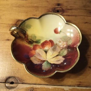 T & V Limoges Strawberry Dish: Hand-Painted Flower Shaped Vanity Dish