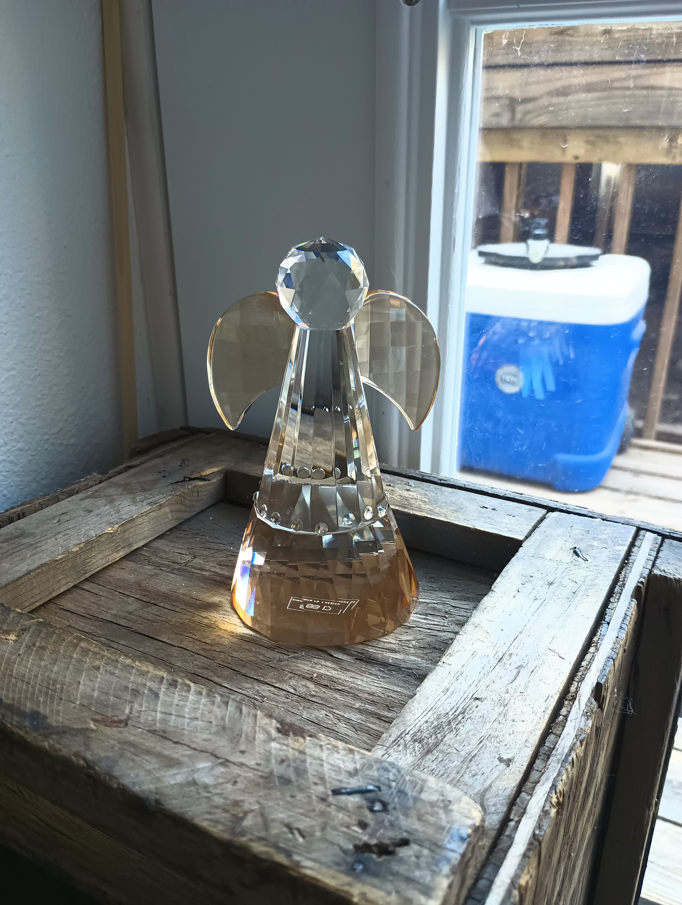 Simon Designs Crystal Glass Champagne and Clear Guardian Simon Designs Crystal Glass Champagne and Clear Guardian