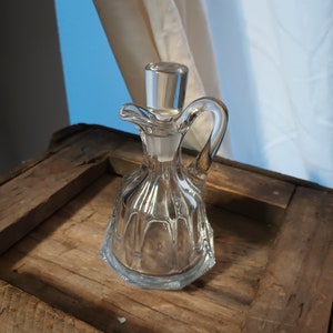 Pretty cruet with glass stopper