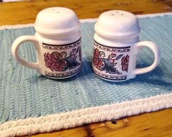 Paisley Gardens preferred stock kitchenware salt and pepper shakers