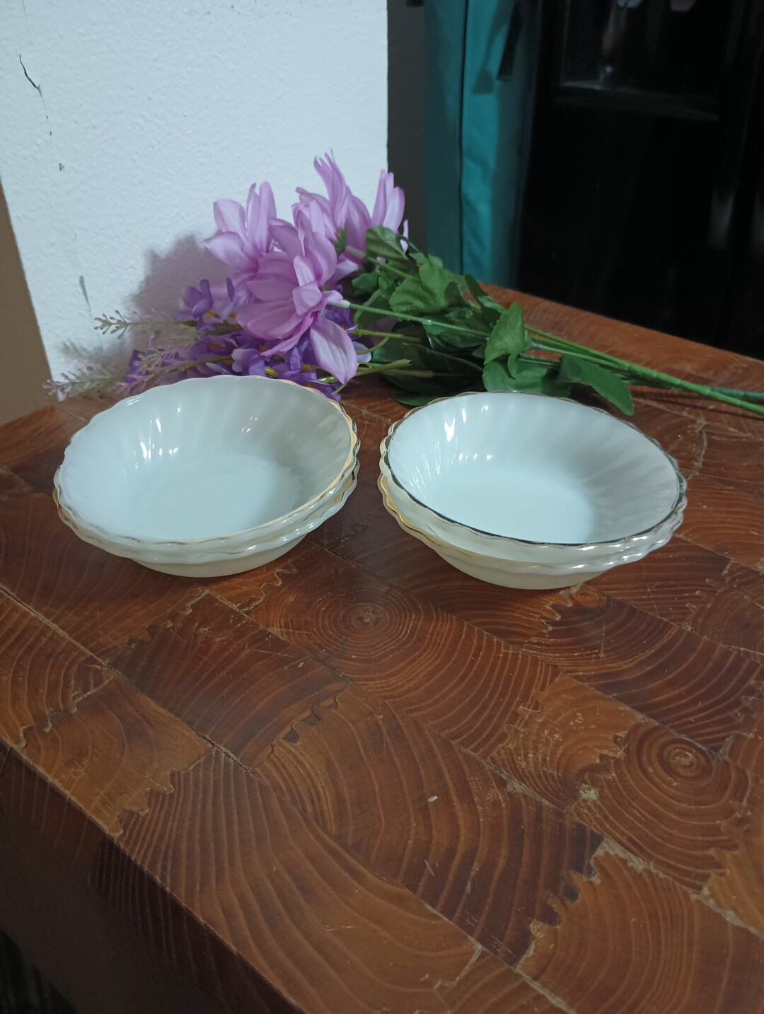 1960s Milk Glass Dessert Bowls 5, Anchor Hocking FIRE KING, Golden