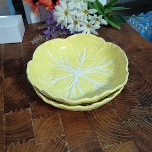 Cabbage Yellow 8&quot; Round Bowl by Bordallo Pinheiro | Bordallo Pinheiro | Cabbage Ware | Grand millennial | Rare Vintage Cabbage Ware