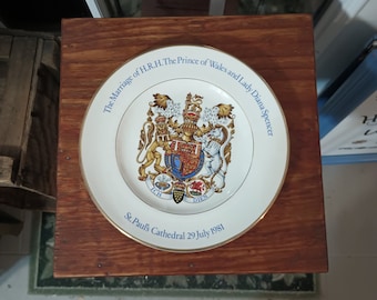 Royal Wedding Plate: Charles & Diana 1981 Bone China Commemorative