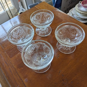 Vintage Anchor Hocking Sandwich Clear Low Sherbet/Champagne Glasses/Mid Century/Floral Etched/Barware/Glassware/Stemware/Gift