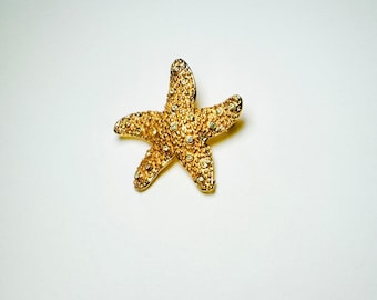 Vintage Starfish Gold Tone  Brooch With  Rhinestones. Beautiful Texture  - Vintage Jewellery