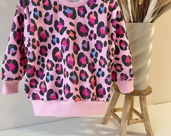 Pinky Leo Sweater