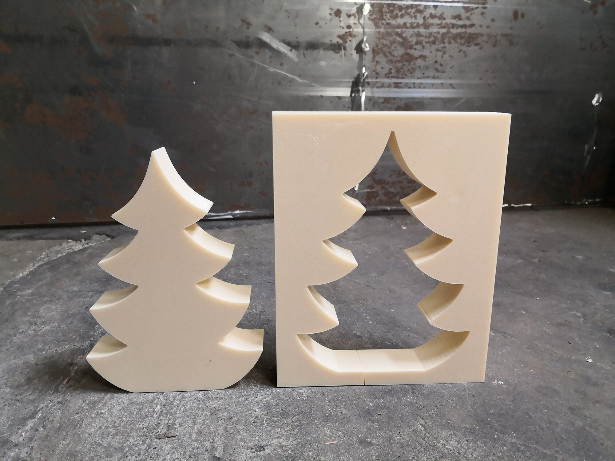 Styrofoam christmas tree forms -  België