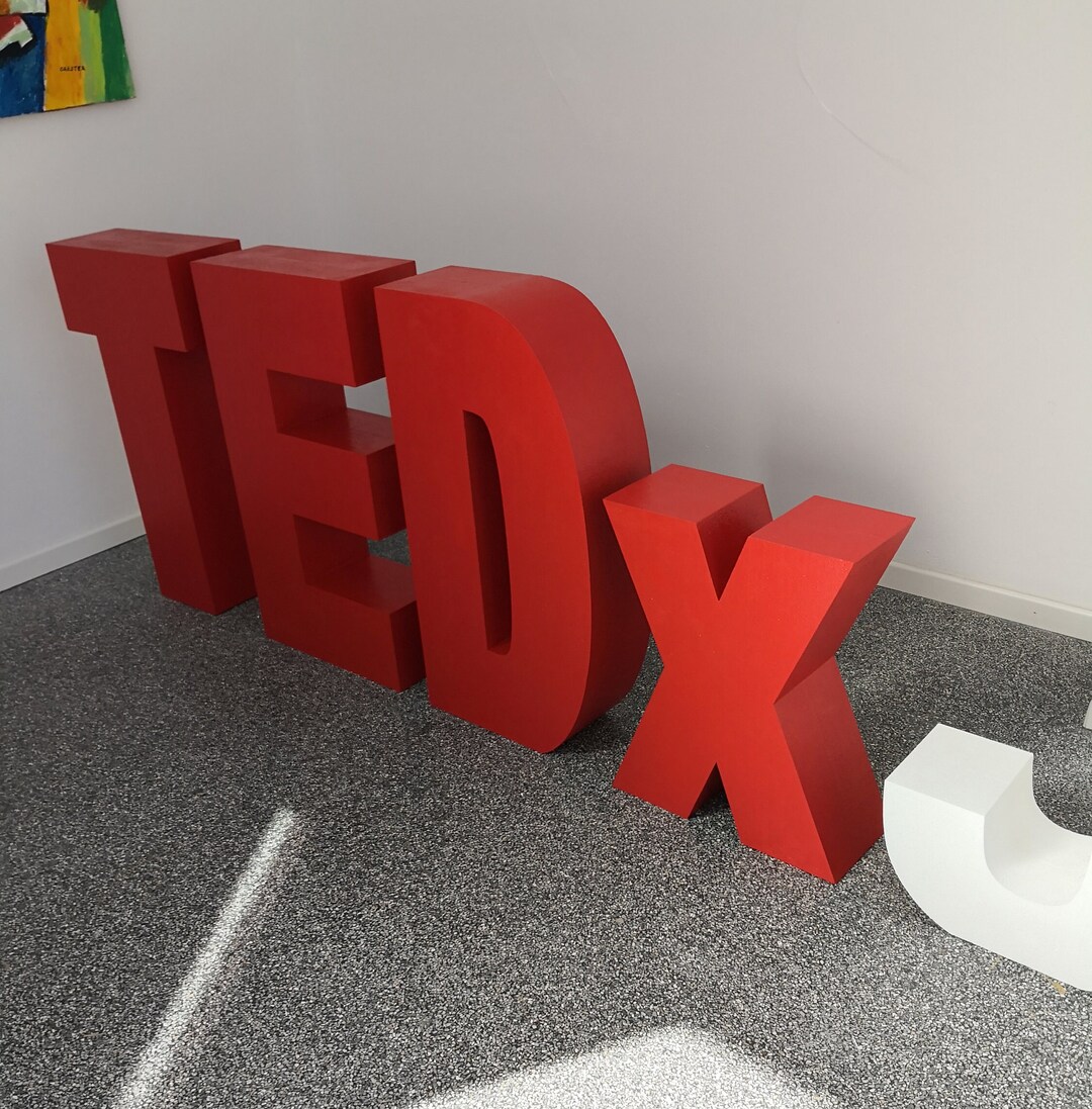 TEDx Buchstaben Styropor TEDxred Bethnal Green Roadwhite60x35x20 cm ...
