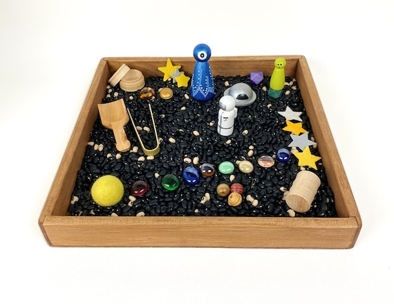 Space Sensory Bin Kit/small World Play/sensory Tray/loose Parts  Play/astronaut Wood Peg Doll/imaginative Play Kit/open Ended Toy 