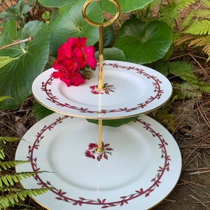 Stunning Minton Carmine Cake Stand bone china brunch entertaining serving tray