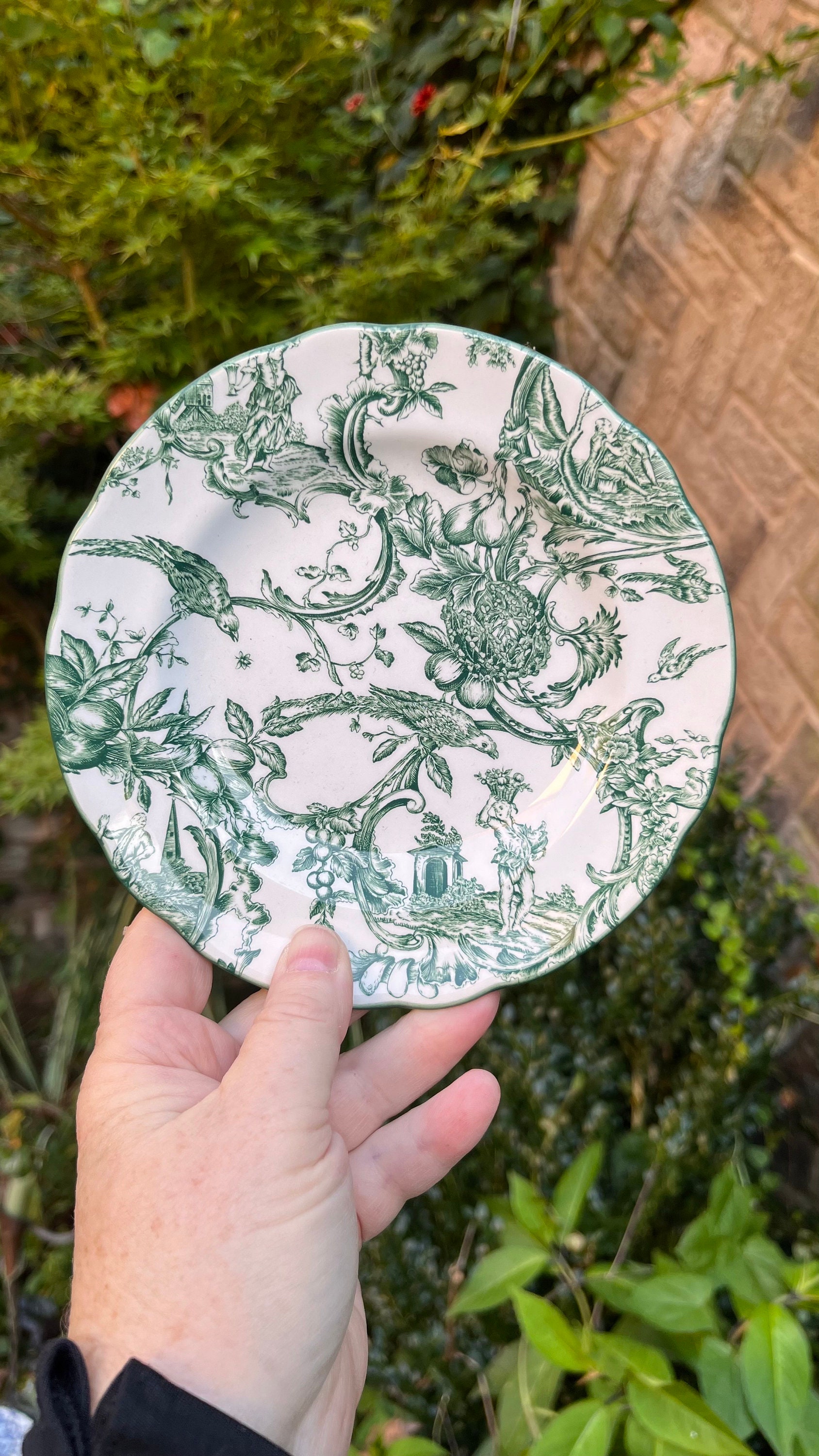 Green spode top