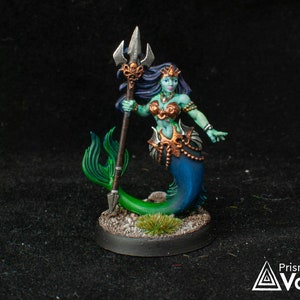 Merfolk Queen / Siren / Mermaid - miniature for Dungeons & Dragons, tabletop RPG