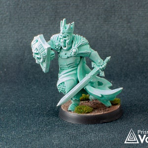 Undead Knight / Skeleton King - miniature for Dungeons & Dragons, tabletop RPG