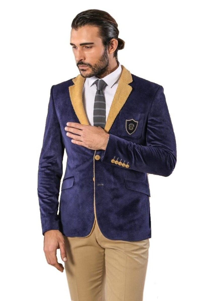 shirt inside blue blazer