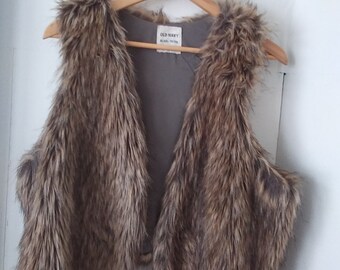 Old navy women's faux fur vest size xl beige brown