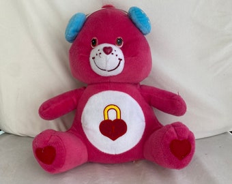 ケアベア/ シークレット Amazon.co.jp: 『ケアベア』【おすわりぬいぐるみ】シークレット