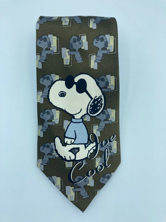 Peanuts Snoopy Joe Cool Gem