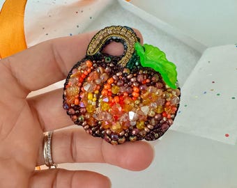 Rustic Beaded Pumpkin Brooch – Brown Autumn Tones Fall Pin, Farmhouse Harvest Jewelry