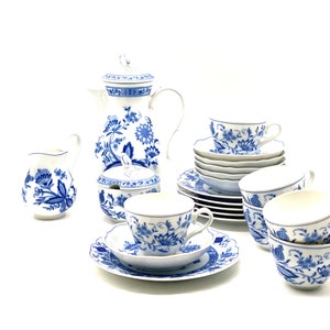 Service à thé vintage fabriqué en Allemagne, « Tirschenreuth Bavaria », véritable cobalt et porcelaine « Zwiebelmuster Design », années 70