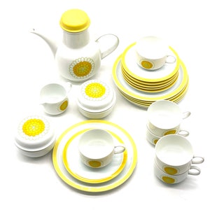 Modern Melitta Model &quot;Berlin Dahlem&quot; Tea Service made in Germany 6 persons, 70s
