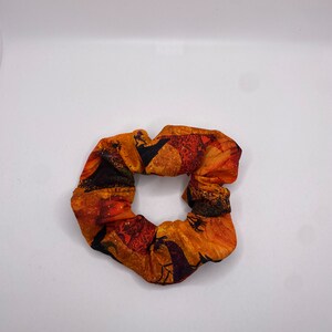 Halloween heksenhoed scrunchie | Halloween-scrunchies | Spookachtige scrunchie | Horror-scrunchie | Herfst scrunchie | Heksenscrunchie