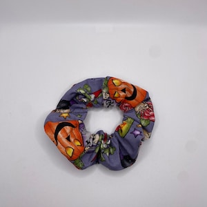 Halloween-goodies Scrunchie | Halloween-scrunchies | Spookachtige scrunchie | Horror-scrunchie | Herfst scrunchie | Pompoenscrunchie