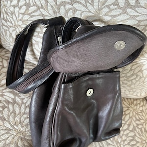 Canyon Outback Leather Dark Brown ? Leather Shoulder Bag Convertible Backpack Canyon Outback Leather Dark Brown Shoulder Bag Convertible  main image 4