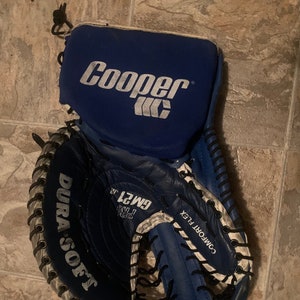 Vintage Cooper GM21 JR Dura Soft Goalie Glove, Blue Cooper GM21 Goalie Glove, Cooper Hockey, Ken Wregget Style Goalie Glove, Cooper Glove
