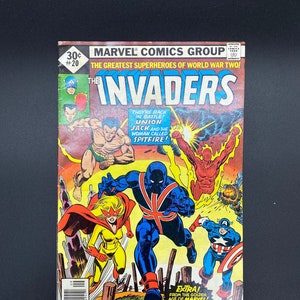 The Greatest Superheros Of World War Two! The Invaders ( com1,015 )