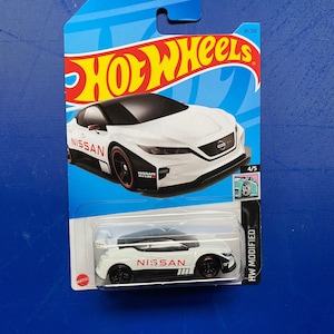 Hot Wheels Nissan Leaf Nismi RC 02 HW Modified, New Old Stock Nissan Leaf Nismo RC_02 91/250, Sealed HW Modified Nissan Leaf Nismo grx36