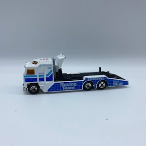 1983 Matchbox Kenworth Cabover Racing Transporter, 1983 Matchbox Formula Racing Team, Pioneer, Bosch, Shell, Hella, toy Carrier Transporter
