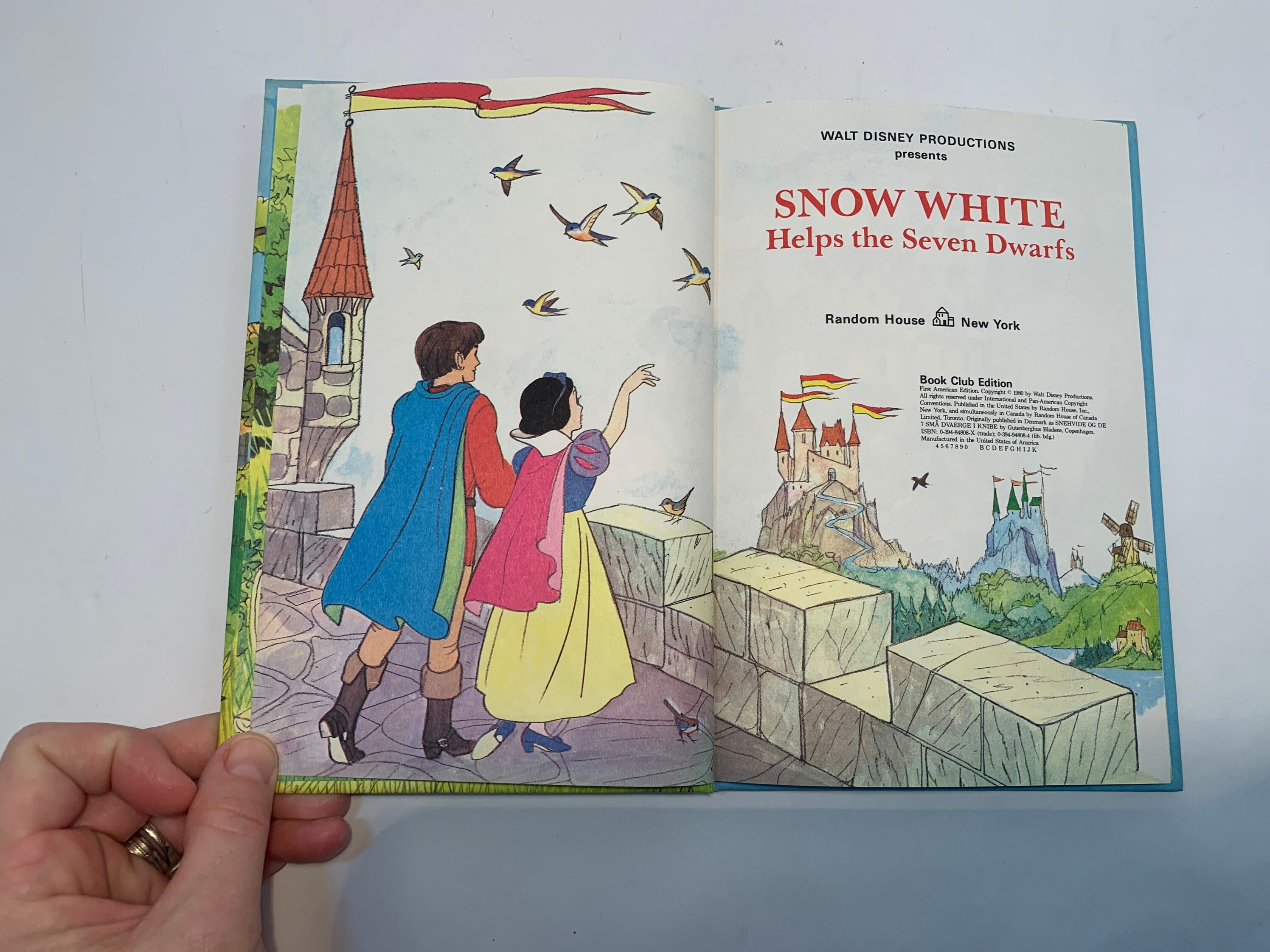 「白雪姫」リバイバル版パンフレット（美品・１９８０年） Yahoo!オークション - 映画チラシ「白雪姫」1980年 ディズニー