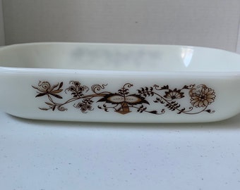 Pyrex Casserole Dish,  vintage Pyrex England Casserole Dish, Shades of Brown Vines Pattern, Rectangular 10” x 8.5” Casserole Pan, Pyrex dish