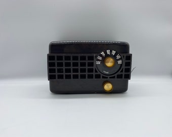 Vintage Tube Radio Mid-century Zenith AM/FM Bakelite Brass Metallic Cloth  Covered Speaker Tuner 1950s Working Restored 