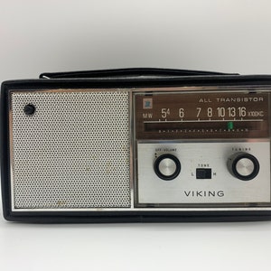 Vintage Viking All Transistor Radio Model D6TRA92 6-Transistor, Portable Eaton’s Viking All Transistor Radio with Earphones, Made in Japan