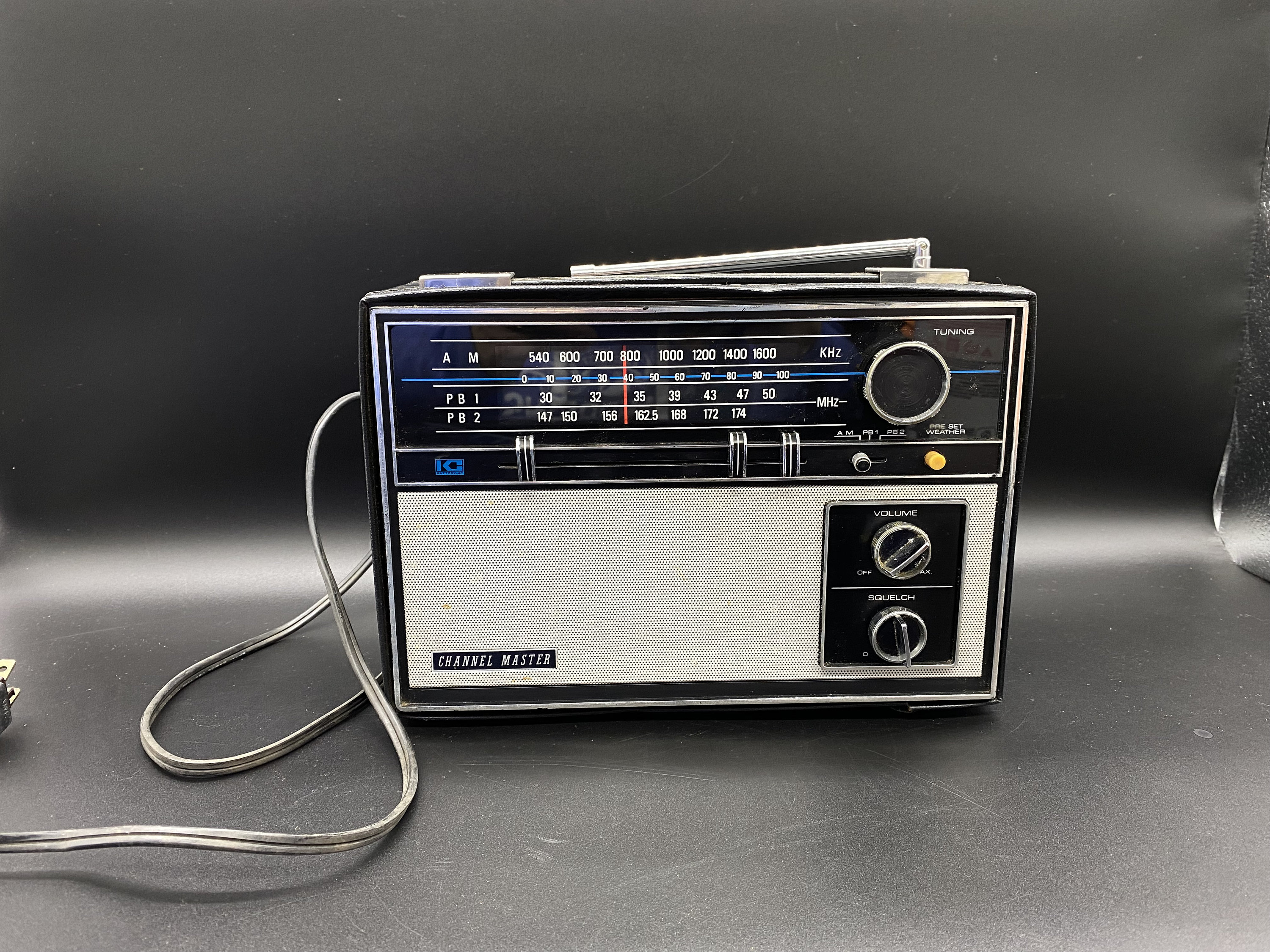 Rare Channel Master Model 6255 AM-PB1-PB2- 3 Band With