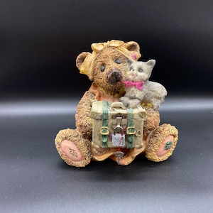 Vintage Teddy Bear with Kitty Piggy Bank with lock, Teddy Bear and Kitty Resin coin bank, Teddy Bear and Cat Resin Piggy Bank, Bear Bank