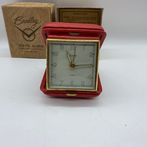 Vintage Bradley Travel Alarm Red Genuine Leather Luminous No 4950, Bradley Travel Alarm Made in Germany, Red Leather Bradley Travel Alarm