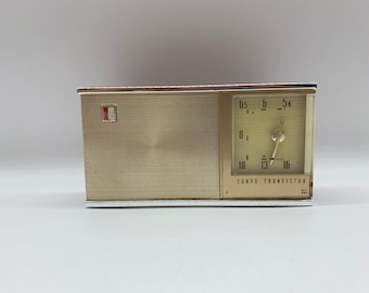 Vintage Sanyo Transistor Radio, Sanyo Transistor Model 6C-11  Portable Radio, Rare Portable Sanyo Transistor Radio, Rare Vintage Sanyo Radio