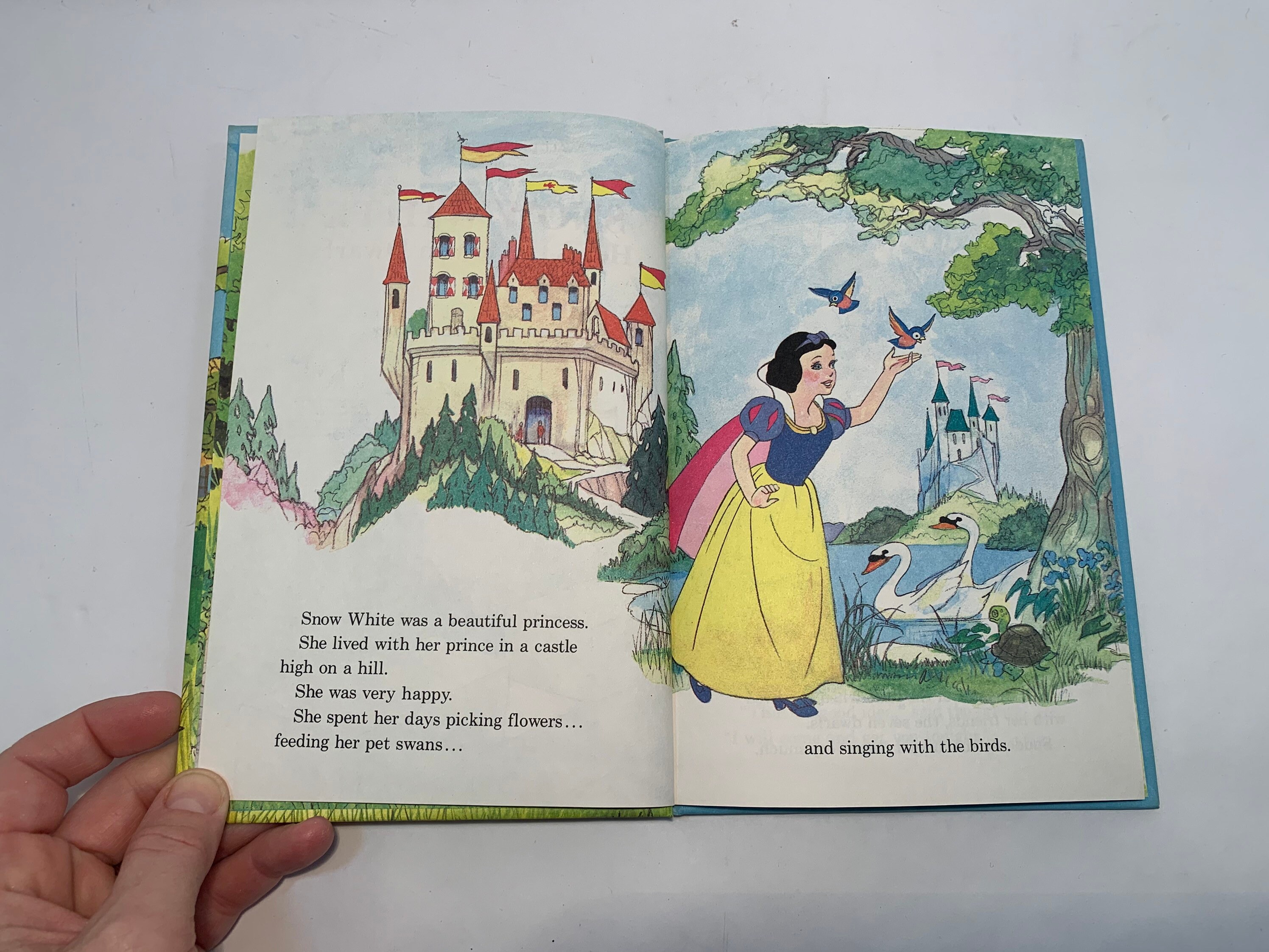 ウォルト・ディズニーの『白雪姫と七人の小人たち』1980年、ディズニー